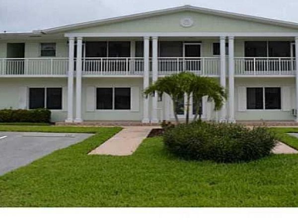 2100 NE 38 Street, Unit 221, Lighthouse Point, FL 33064