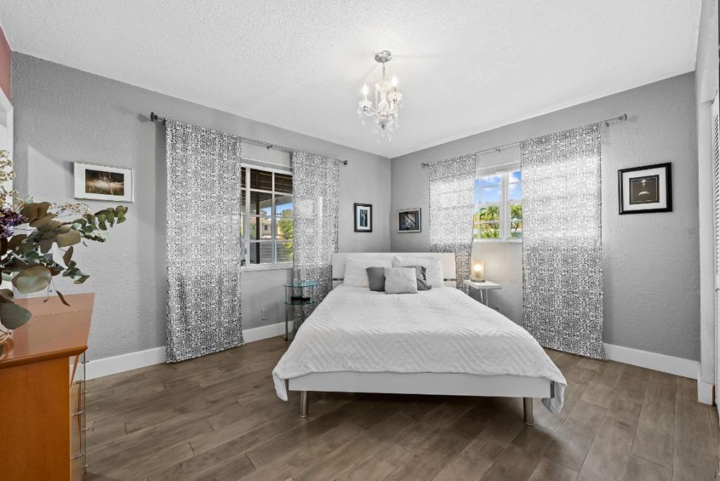 1175 Grant Street, Hollywood, FL 33019 Photo