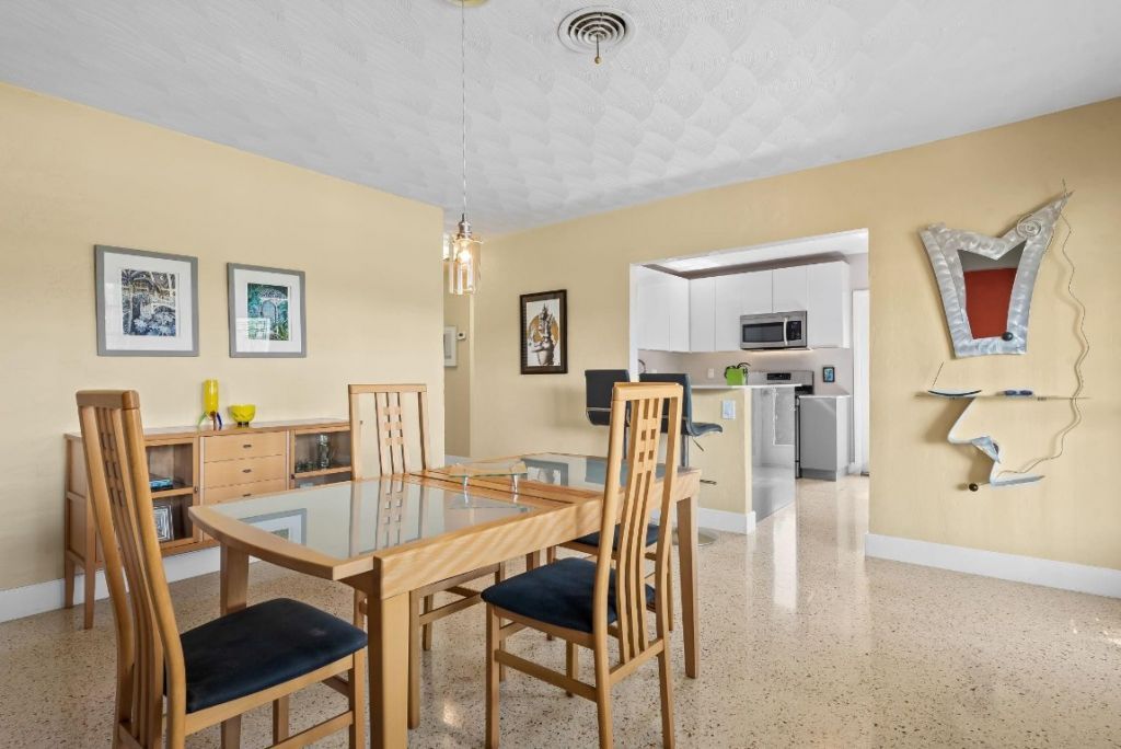 1175 Grant Street, Hollywood, FL 33019 Photo