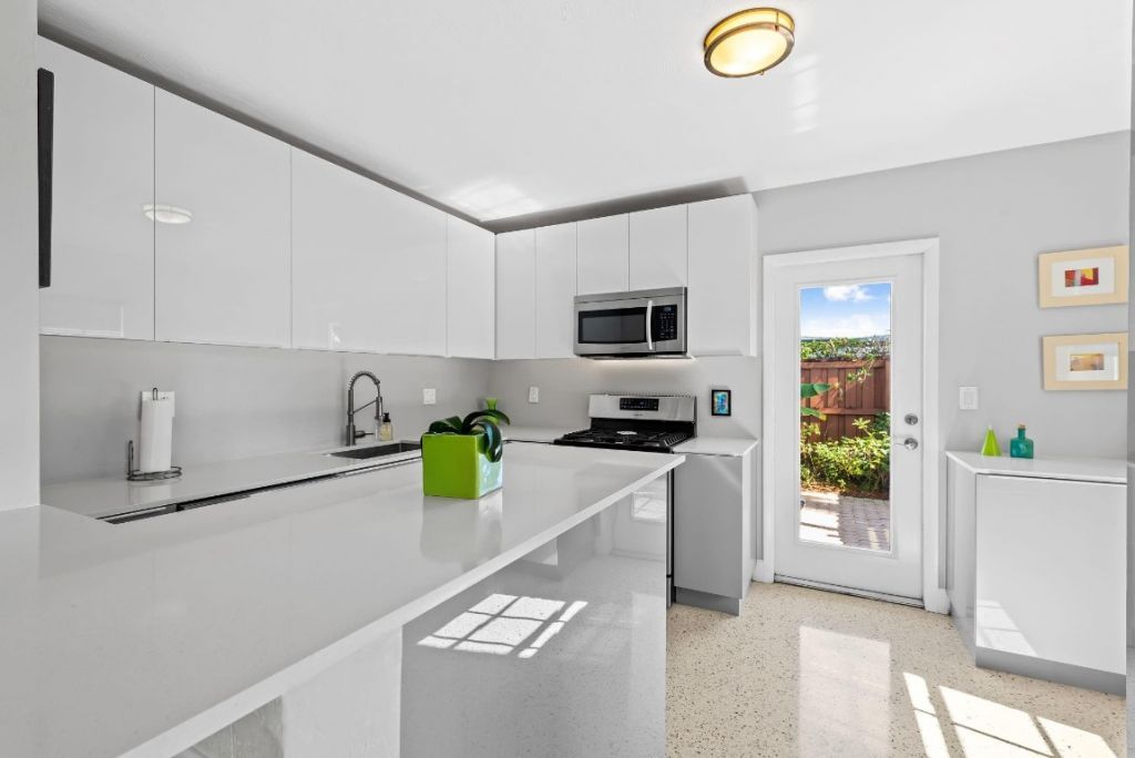 1175 Grant Street, Hollywood, FL 33019 Photo