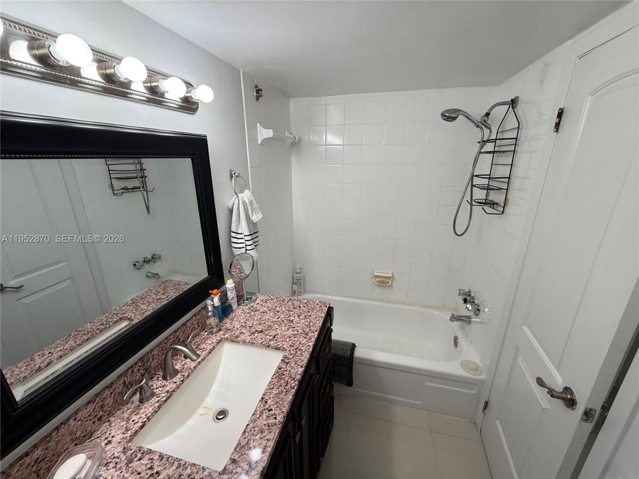 2780 NE 183rd St , Unit 2107, Aventura, FL 33160 Photo