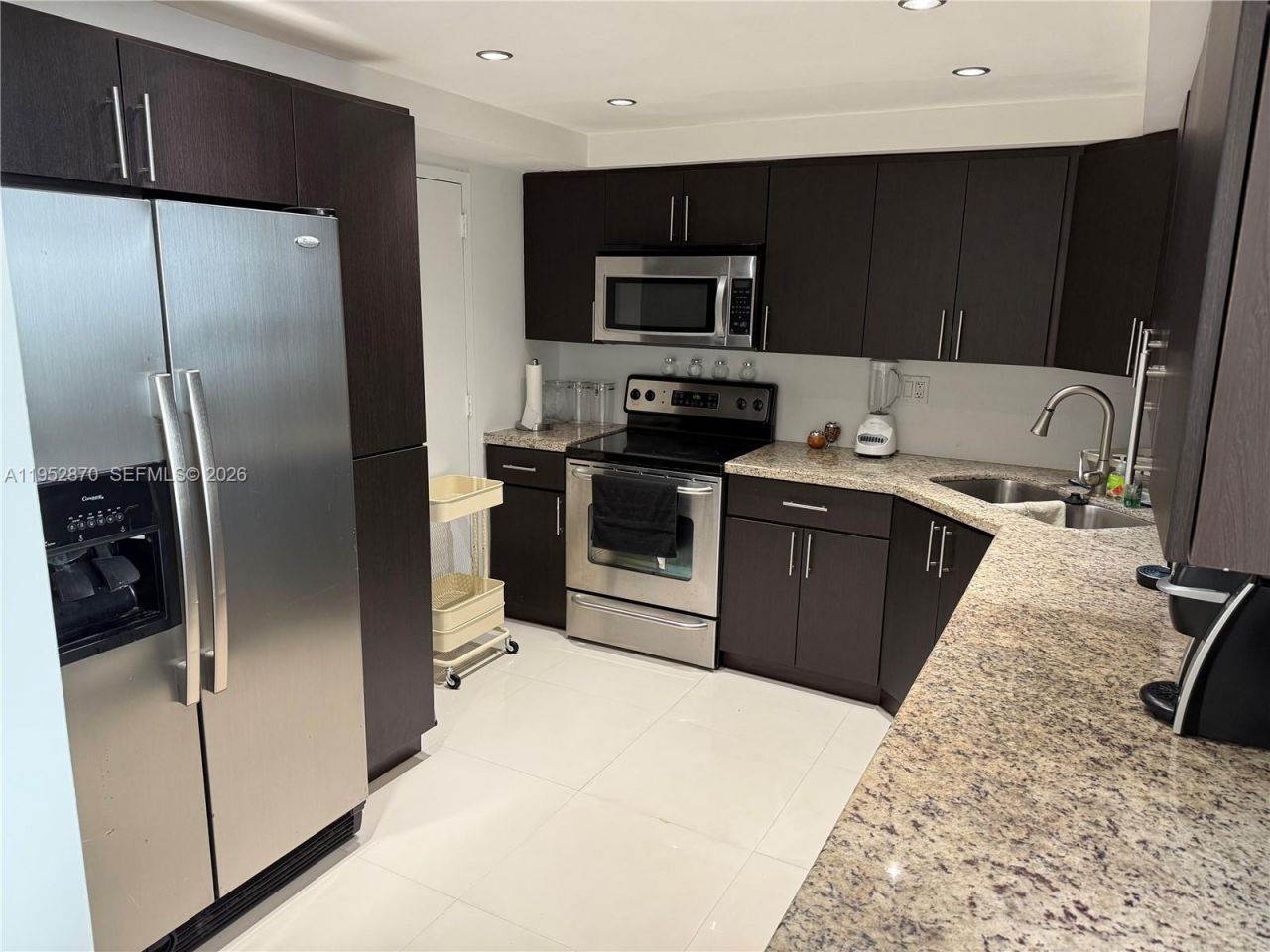 2780 NE 183rd St , Unit 2107, Aventura, FL 33160 Photo