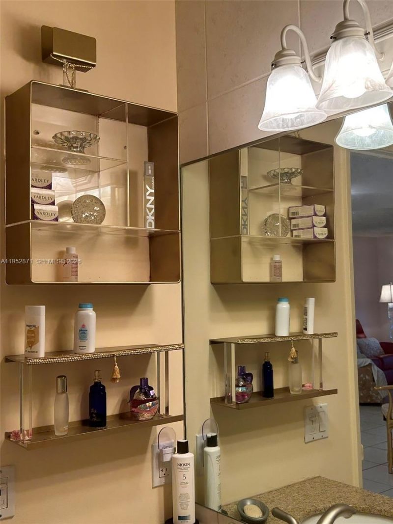 5640 SW 3rd Pl, Unit 212, Margate, FL 33068 Photo