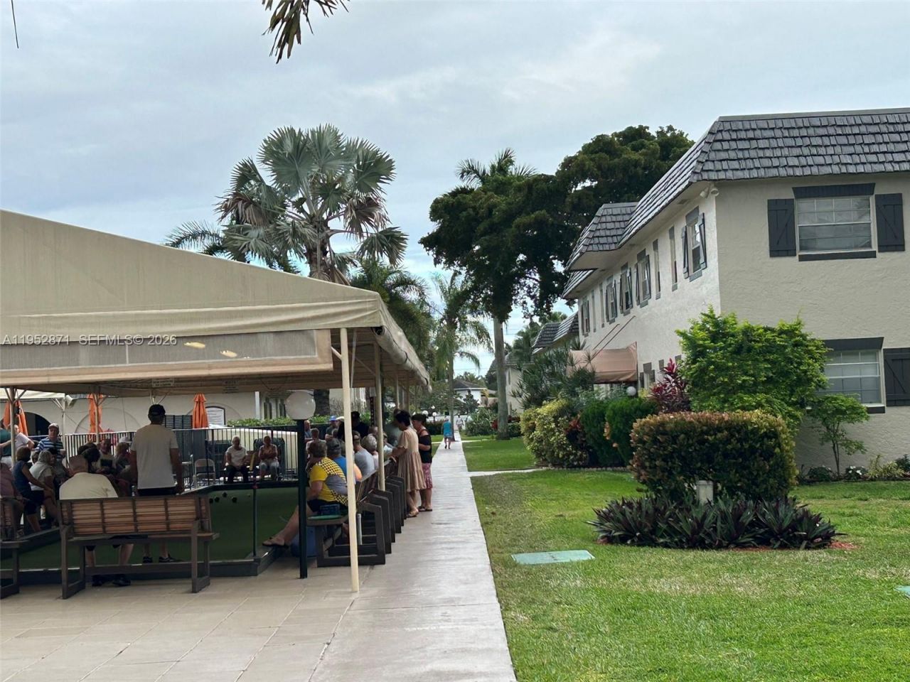 5640 SW 3rd Pl, Unit 212, Margate, FL 33068 Photo