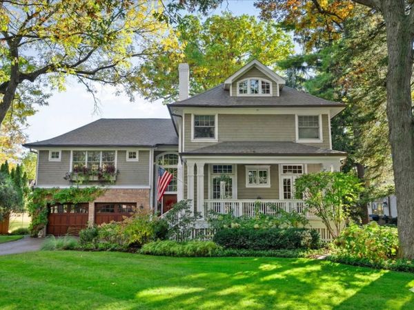 611 Elmwood Avenue, Wilmette, IL 60091