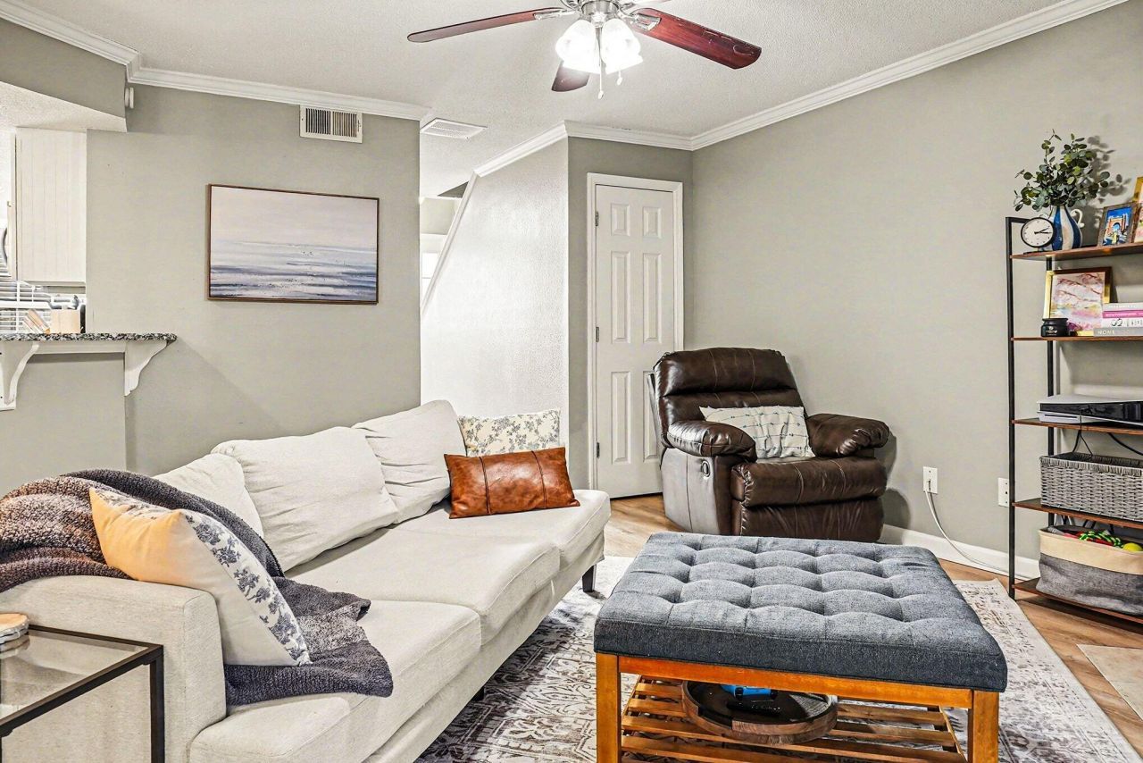 1752 Parc Vue Photo 7