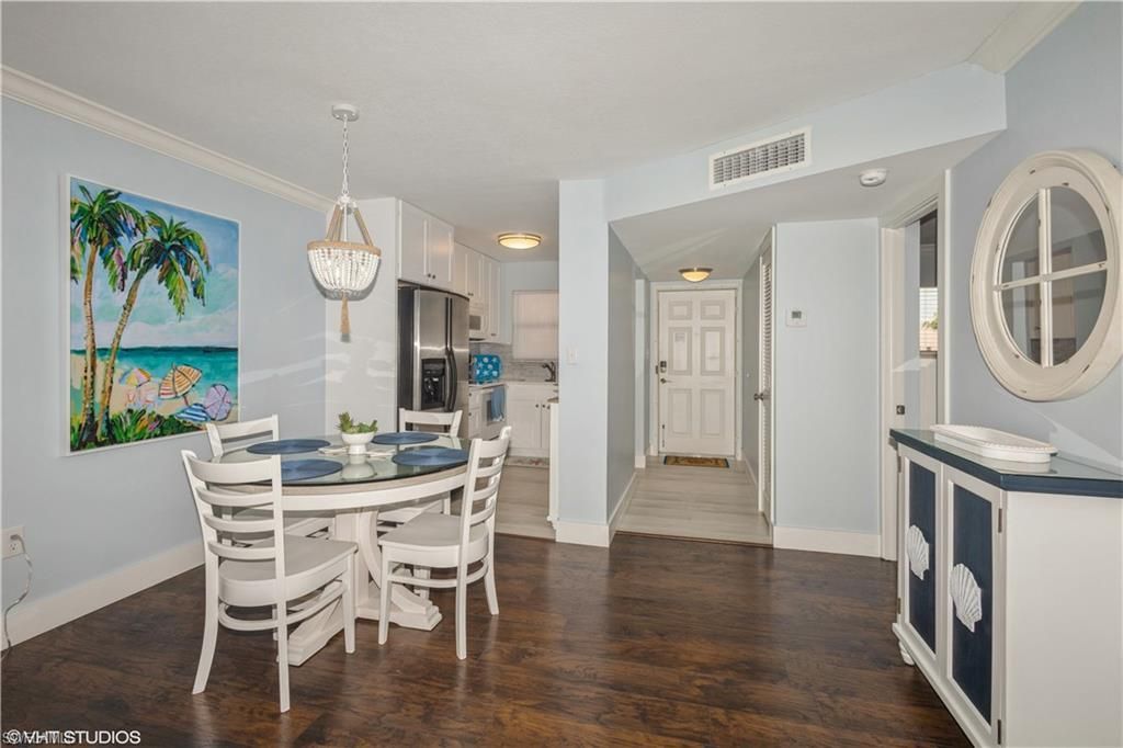 190 Turtle Lake Ct, Unit 311, Naples, FL 34105 Photo