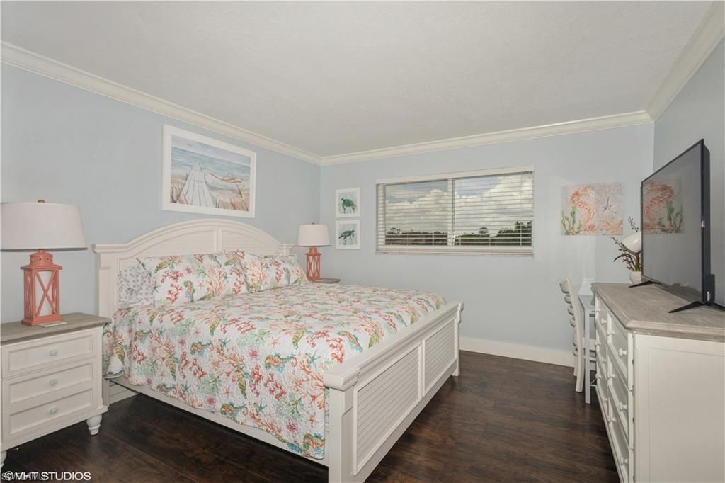 190 Turtle Lake Ct, Unit 311, Naples, FL 34105 Photo