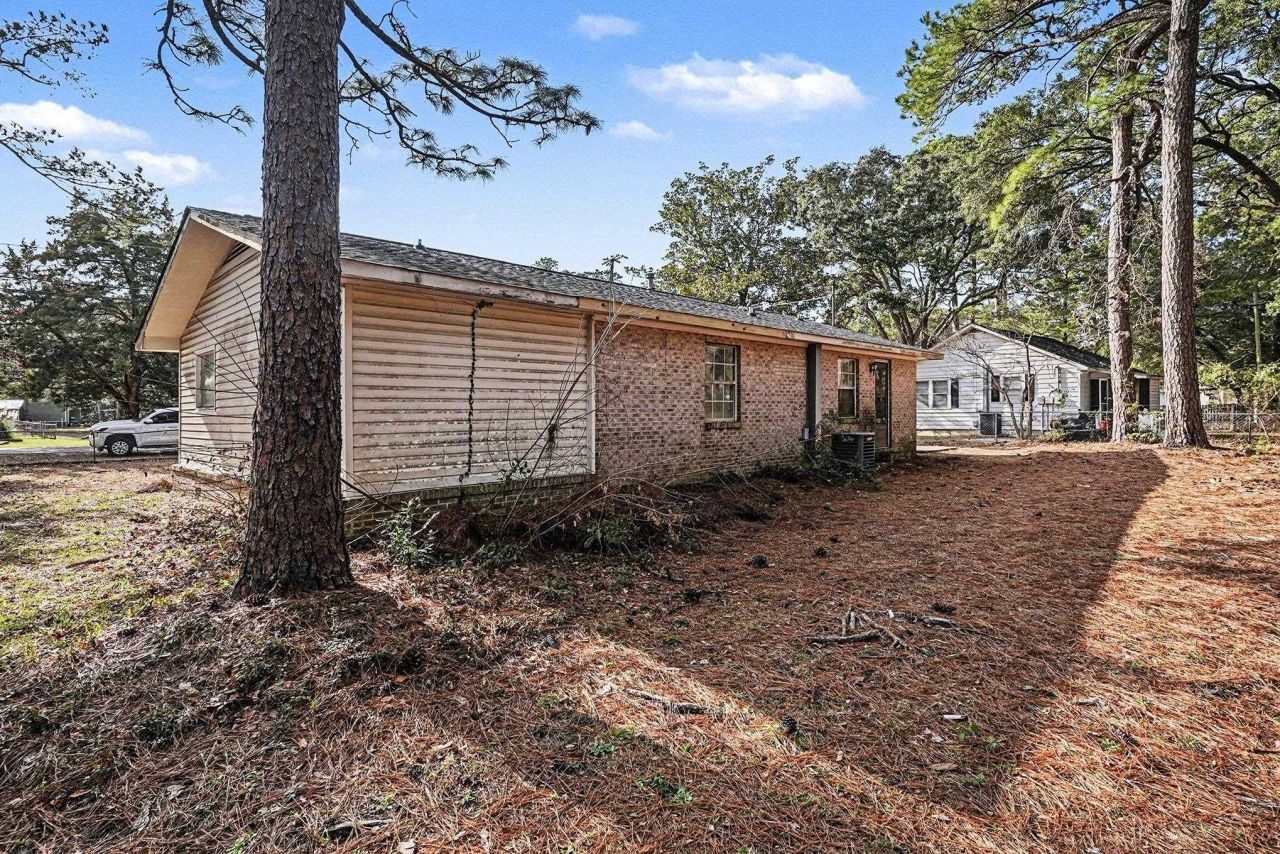 916 Brinkley St. Photo 29