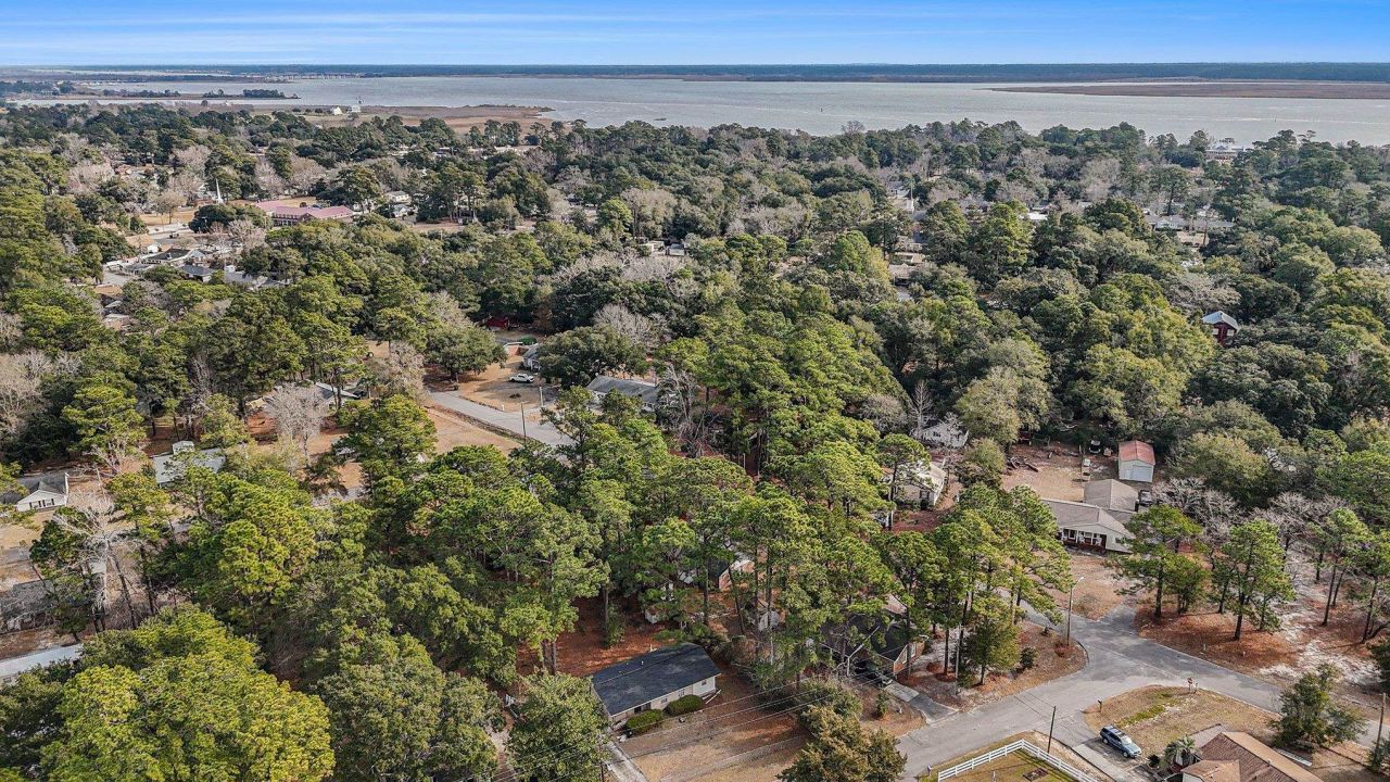 916 Brinkley St. Photo 35