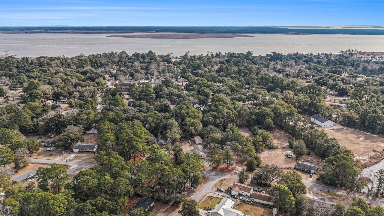 916 Brinkley St. Photo 36