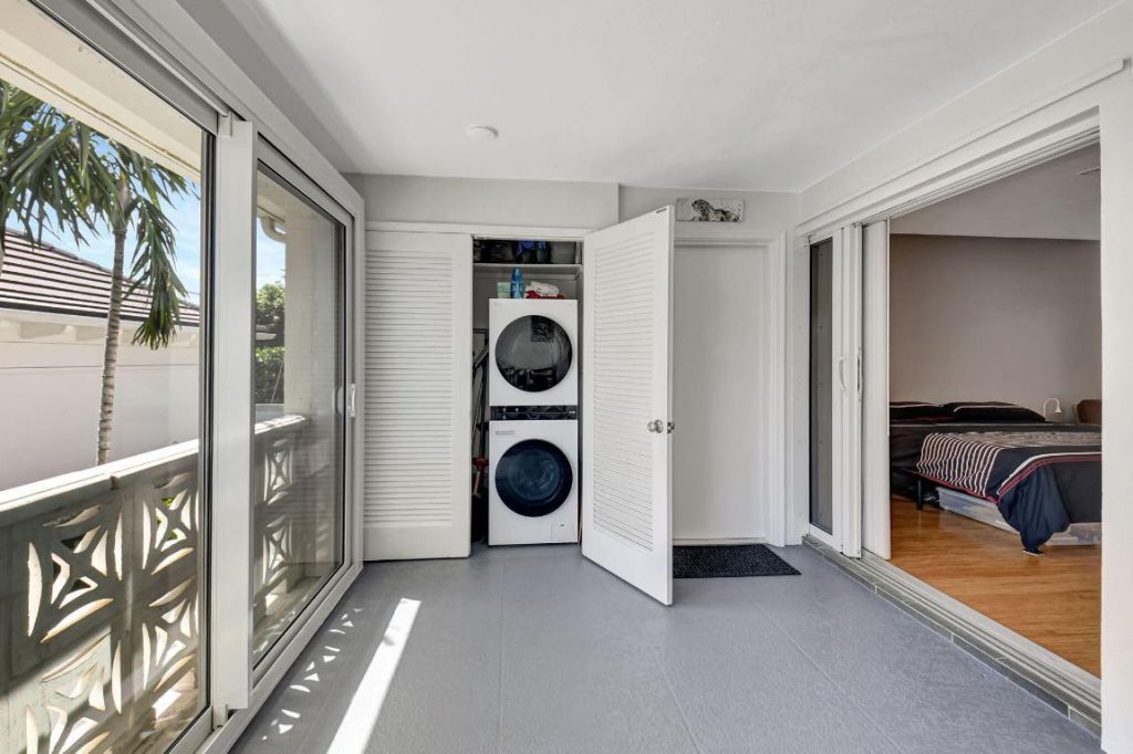 201 Venetian Drive, Unit 4, Delray Beach, FL 33483 Photo