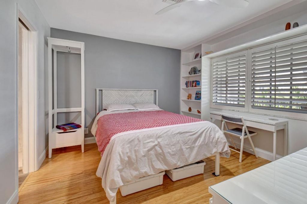 201 Venetian Drive, Unit 4, Delray Beach, FL 33483 Photo