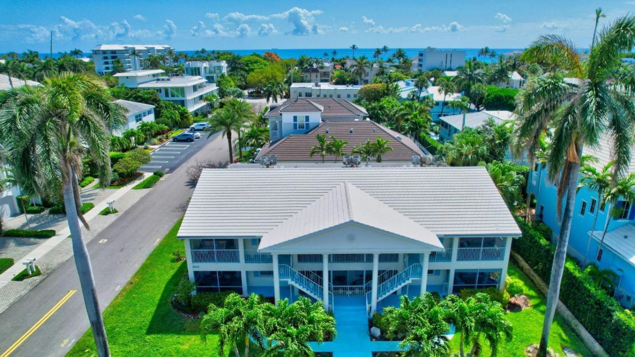 201 Venetian Drive, Unit 4, Delray Beach, FL 33483 Photo