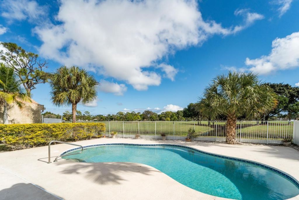 12866 Touchstone Place, Palm Beach Gardens, FL 33418 Photo