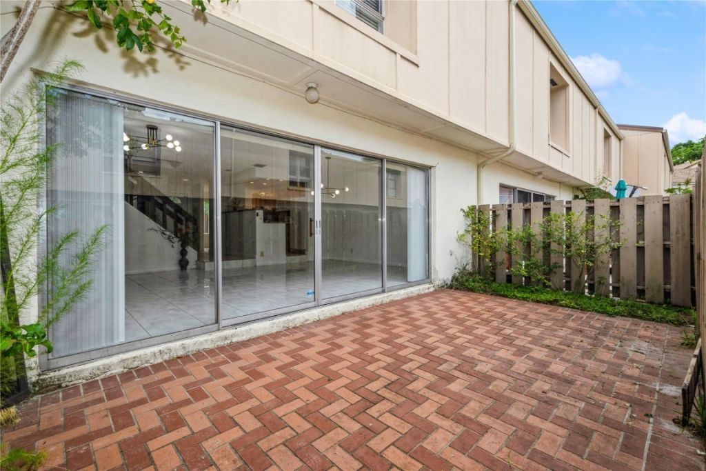 8208 NW 8th Place, Unit 4, Fort Lauderdale, FL 33324 Photo