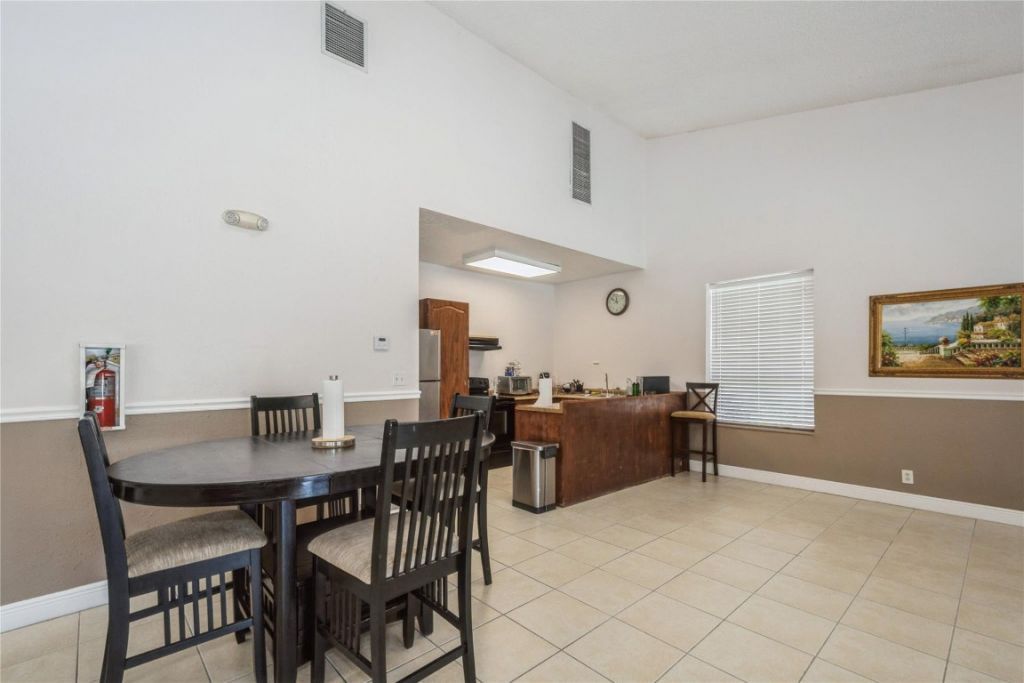8208 NW 8th Place, Unit 4, Fort Lauderdale, FL 33324 Photo