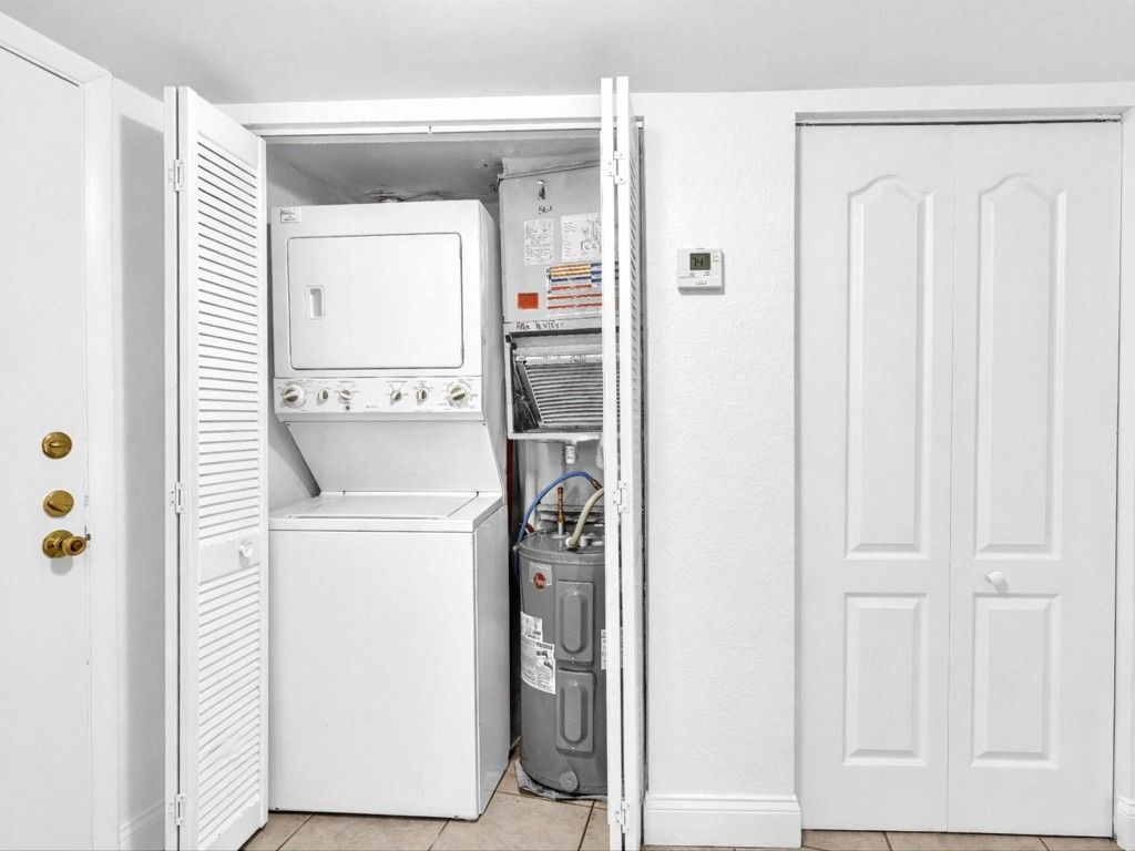 4255 N University Drive, Unit 308, Sunrise, FL 33351 Photo