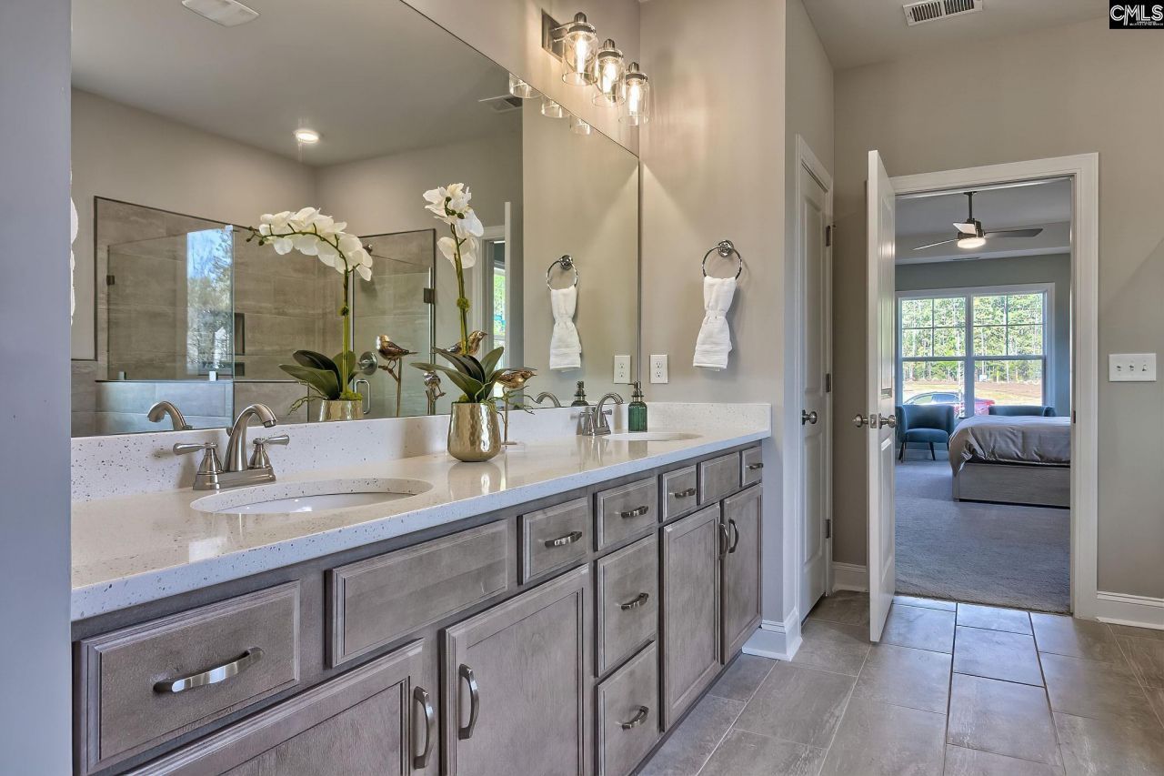 520 Hacienda Court Photo 37