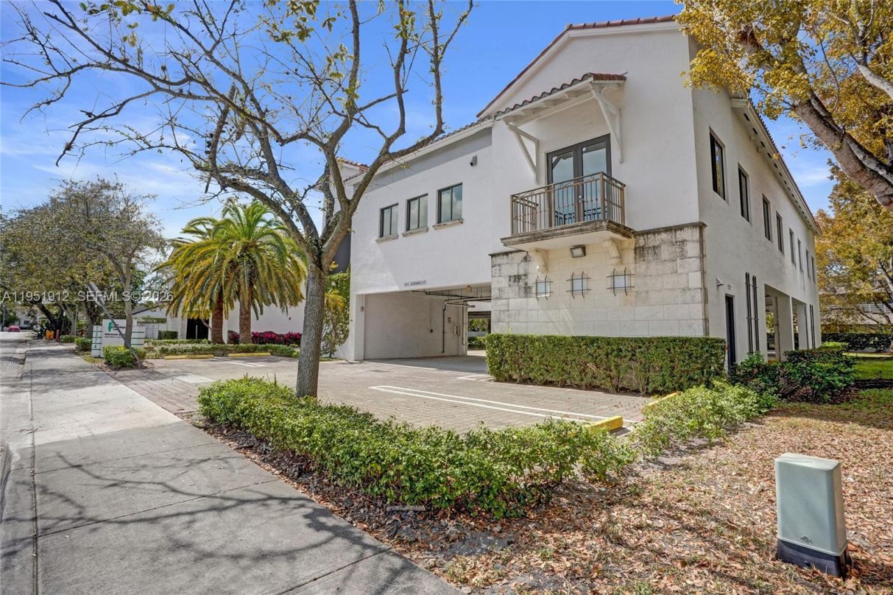 7374 SW 93rd Ave, Unit B, Miami, FL 33173 Photo