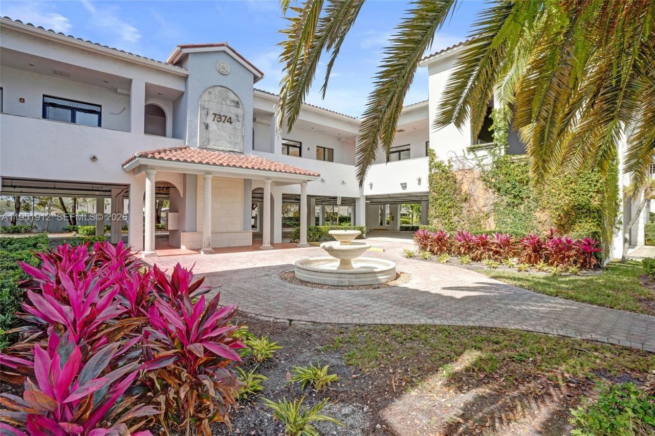 7374 SW 93rd Ave, Unit B, Miami, FL 33173 Photo