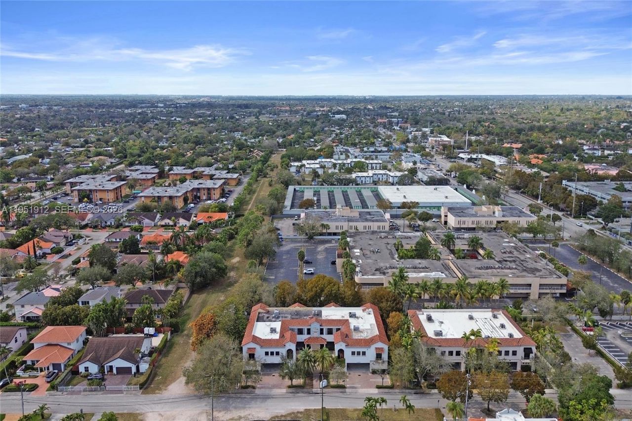 7374 SW 93rd Ave, Unit B, Miami, FL 33173 Photo