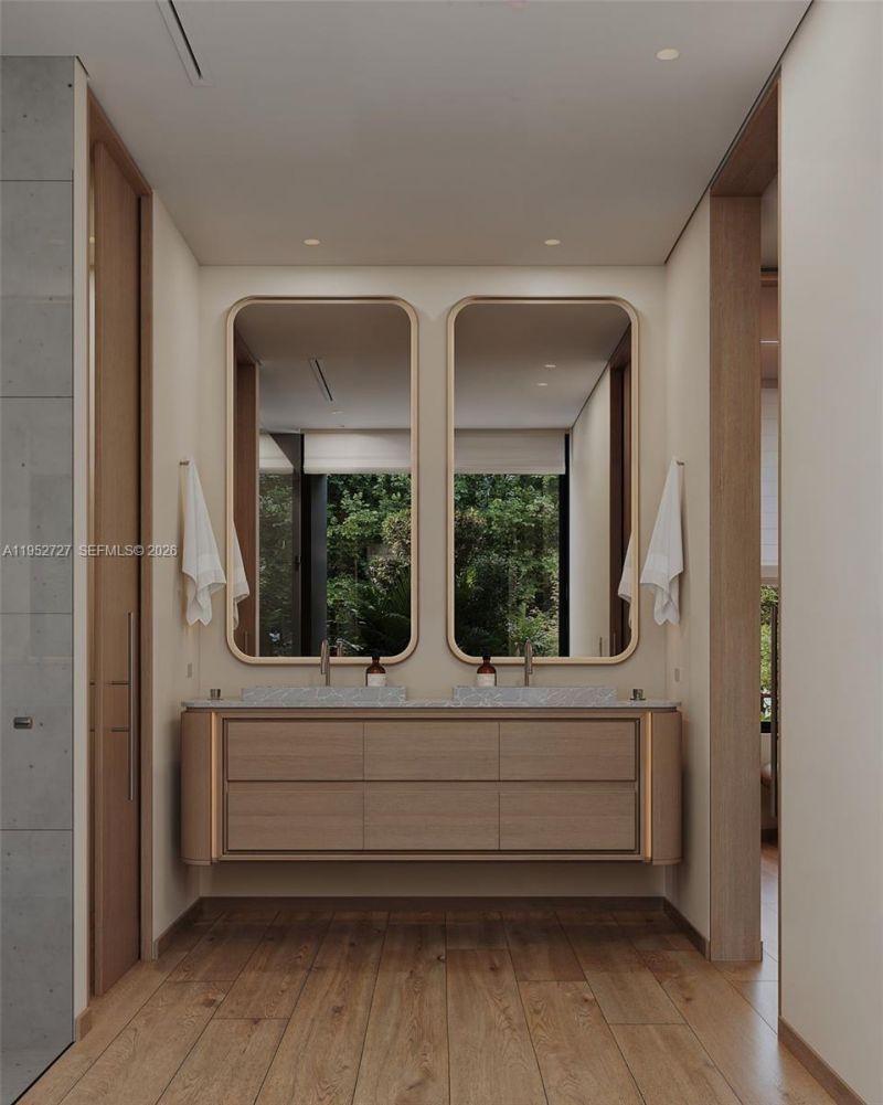 4550 N Jefferson Ave, Miami Beach, FL 33140 Photo