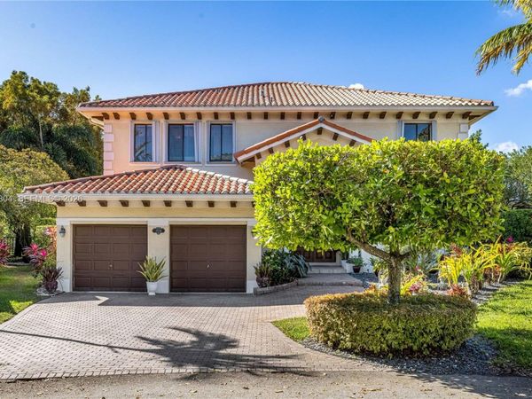 19086 SW 76th Ave , Cutler Bay, FL 33157