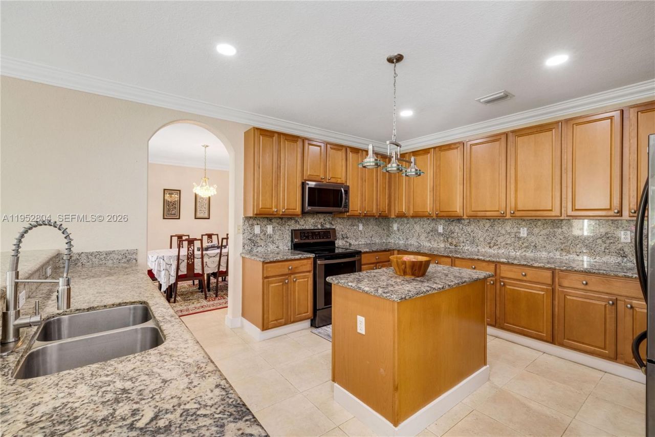 19086 SW 76th Ave , Cutler Bay, FL 33157 Photo