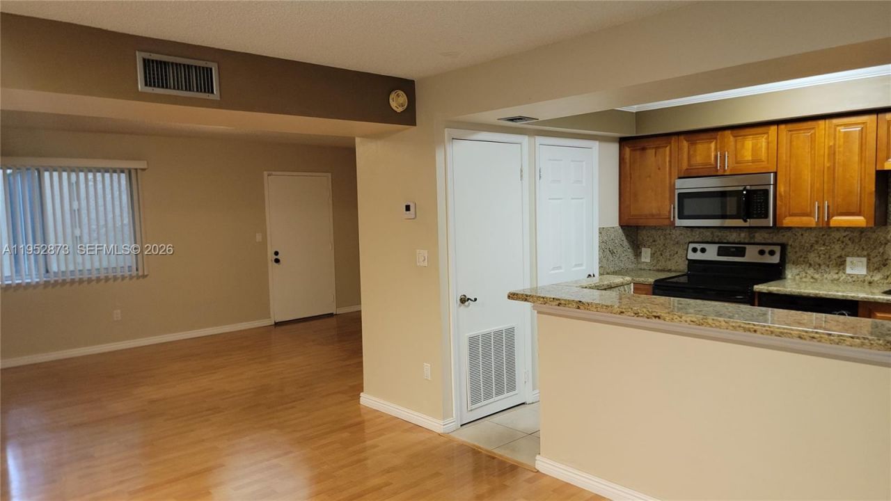 8401 SW 107th Ave, Unit 234E, Miami, FL 33173 Photo