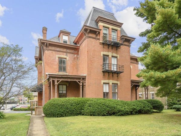 3003 Hackberry Street, Cincinnati, OH 45206