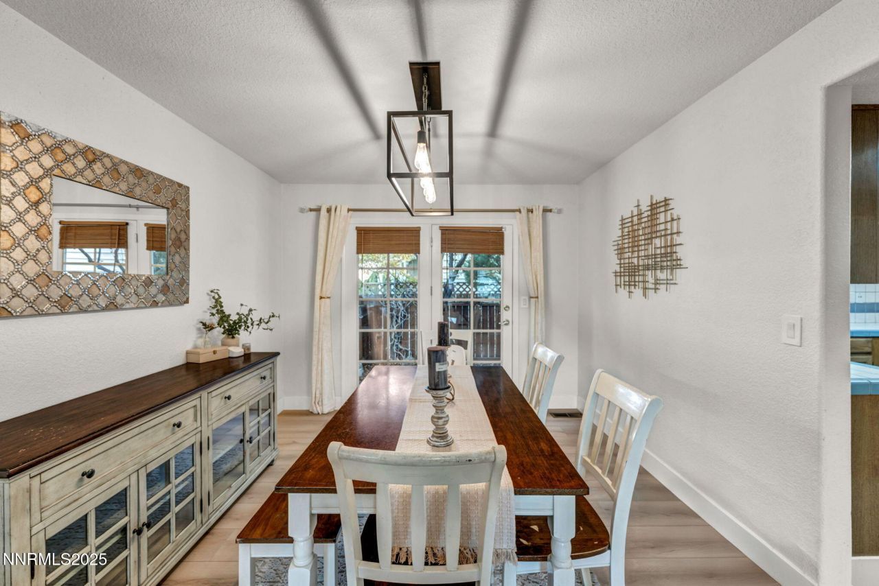 1528 Harper Drive, Carson City, NV 89701 Photo