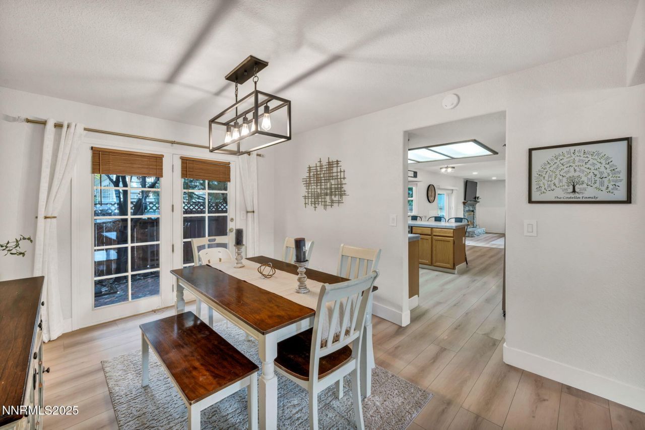 1528 Harper Drive, Carson City, NV 89701 Photo