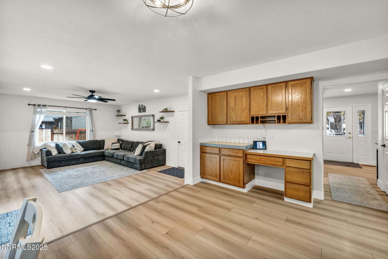 1528 Harper Drive, Carson City, NV 89701 Photo