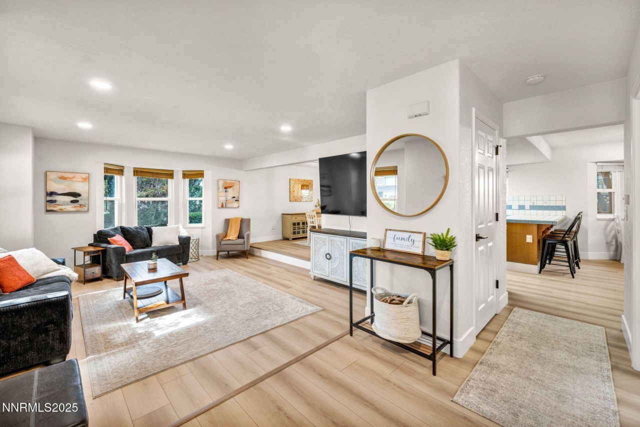 1528 Harper Drive, Carson City, NV 89701 Photo