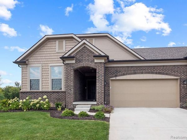 816 Kelpie Drive, Pittsfield Twp, MI 48108