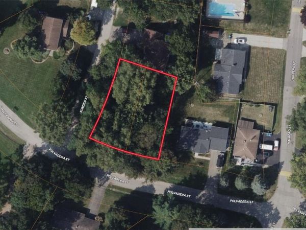 900 Polvadera Street, Commerce Twp, MI 48382