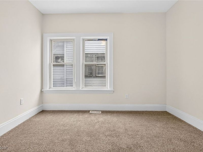 11706 Gay Avenue, Cleveland, OH 44105 Photo 11