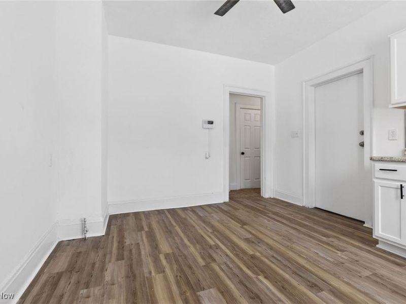 11706 Gay Avenue, Cleveland, OH 44105 Photo 13