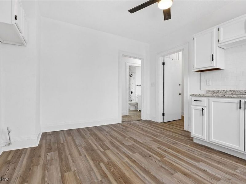 11706 Gay Avenue, Cleveland, OH 44105 Photo 20