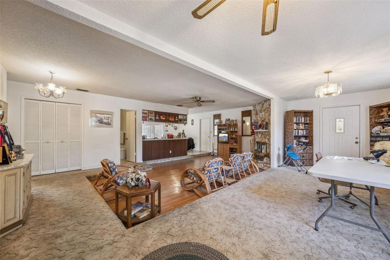 175 Bull Run Avenue, Osteen, FL 32764 Photo