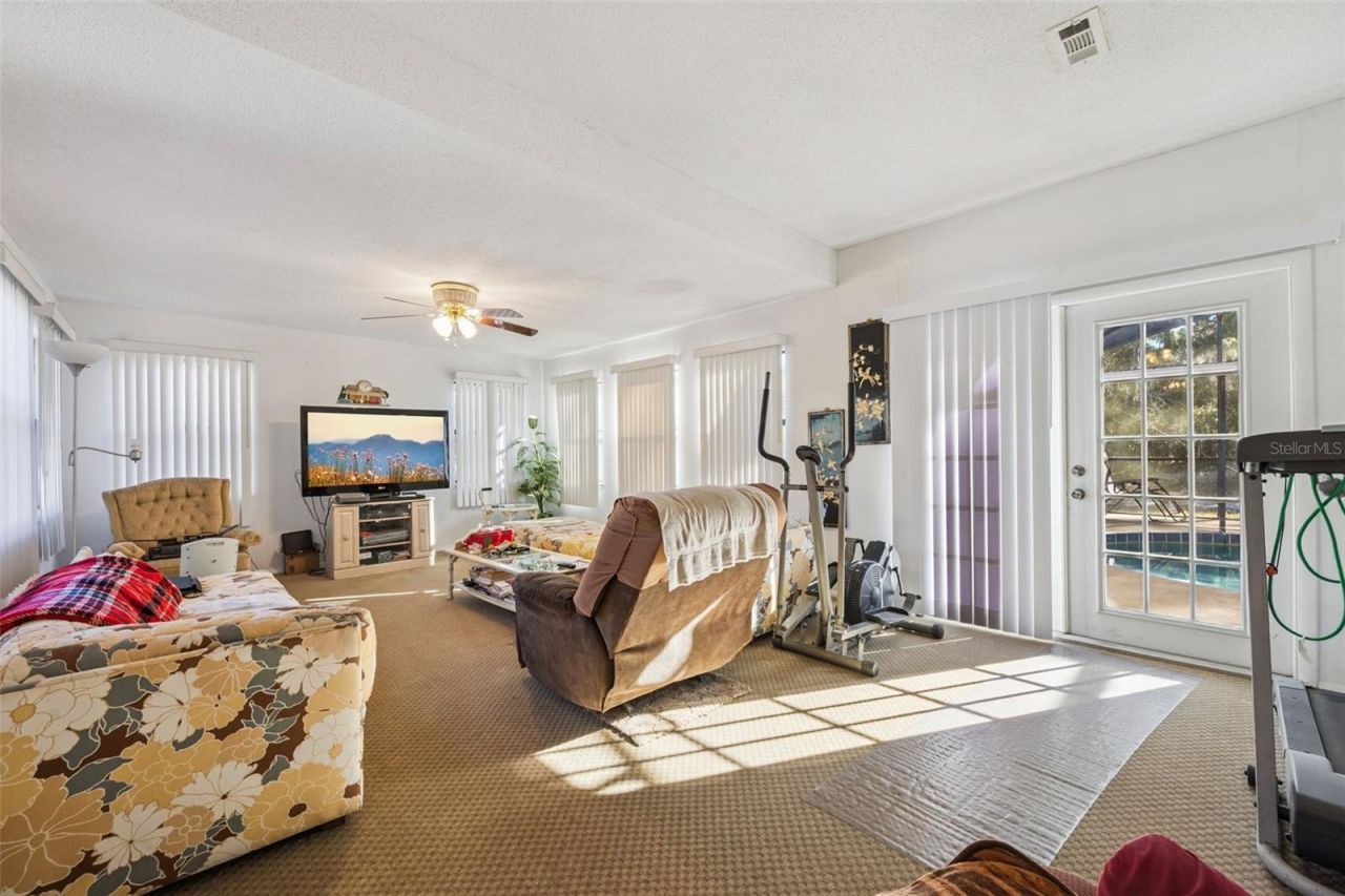 175 Bull Run Avenue, Osteen, FL 32764 Photo