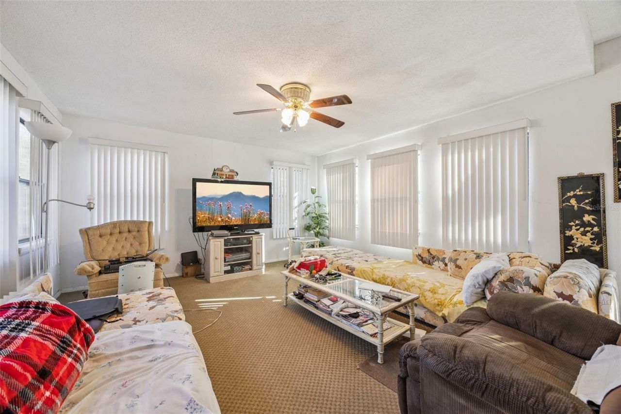 175 Bull Run Avenue, Osteen, FL 32764 Photo