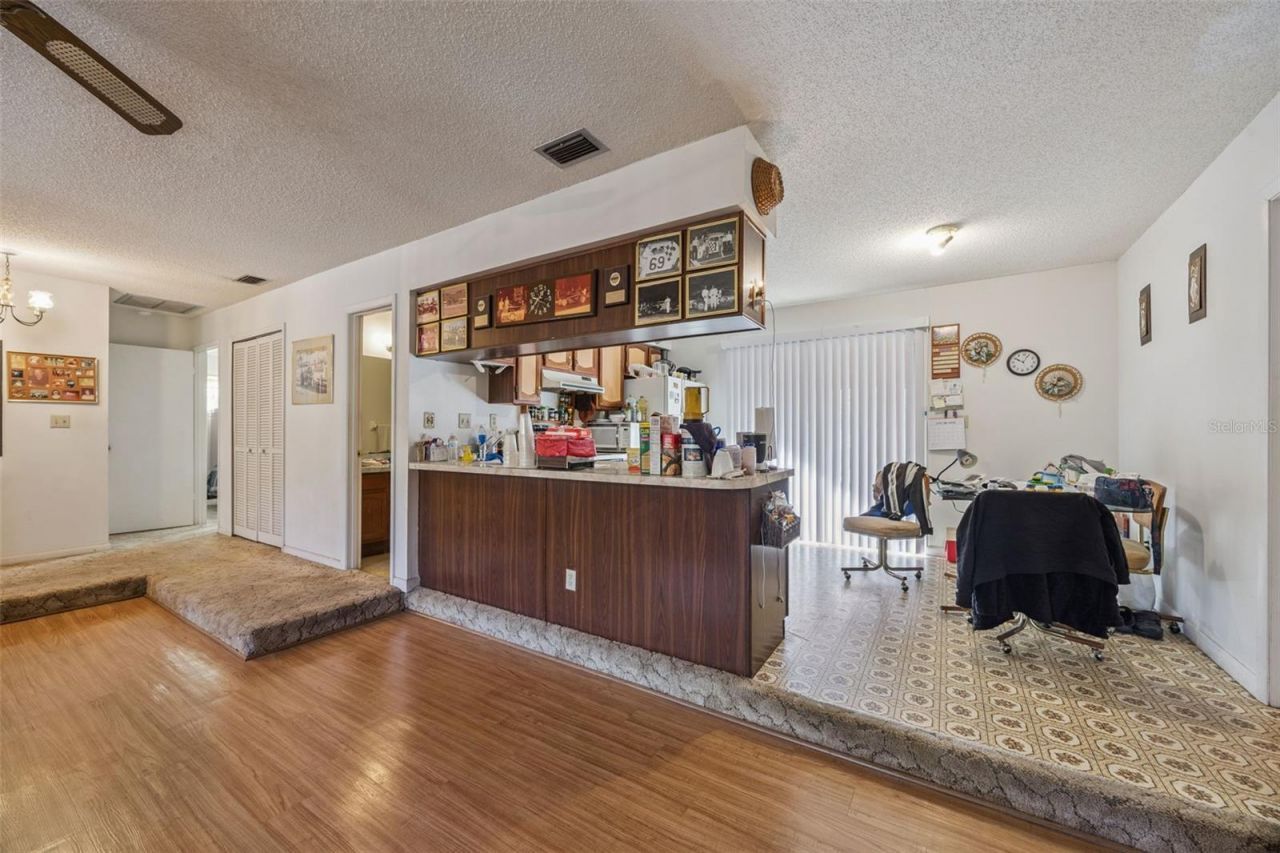 175 Bull Run Avenue, Osteen, FL 32764 Photo