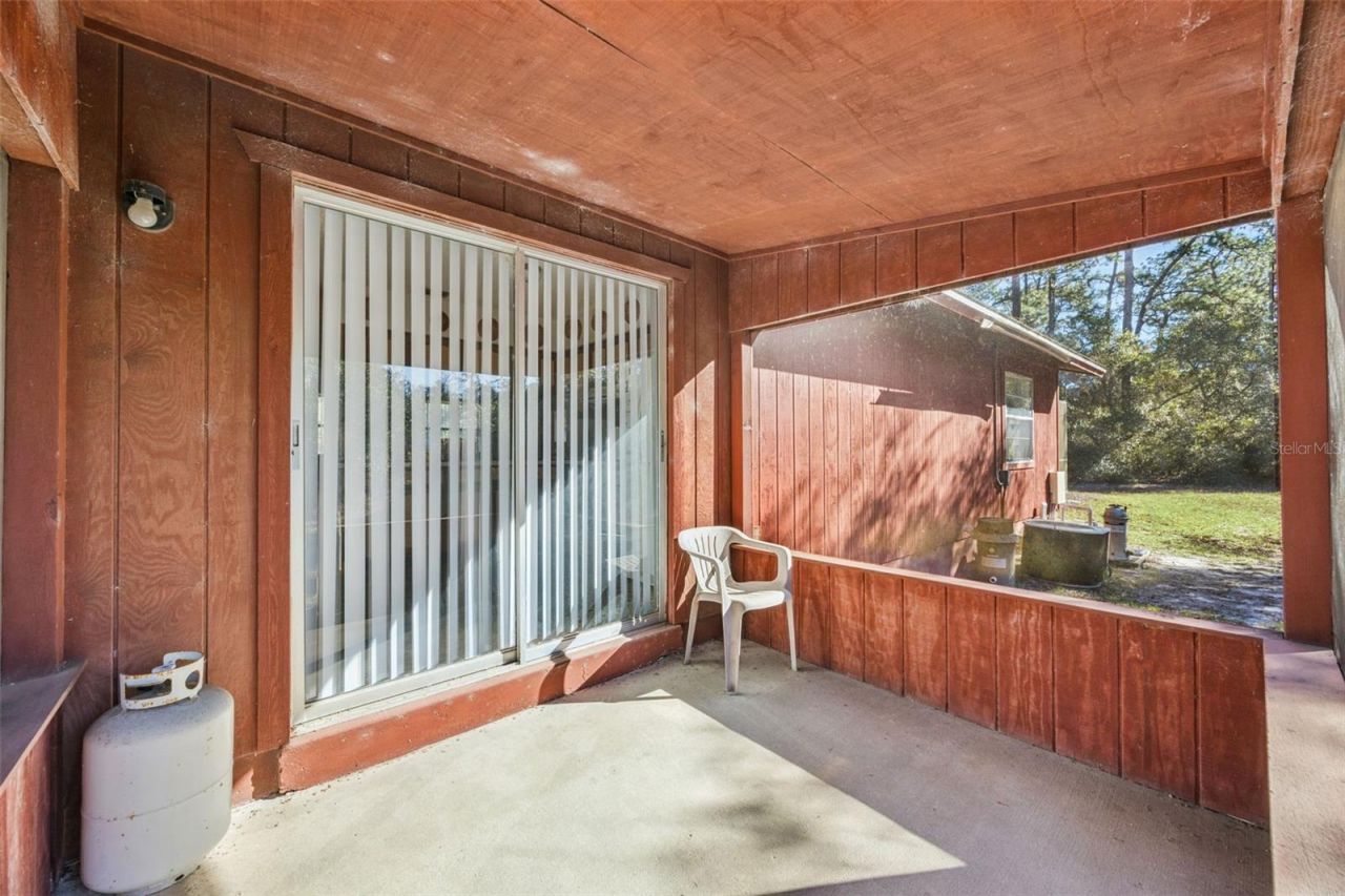 175 Bull Run Avenue, Osteen, FL 32764 Photo