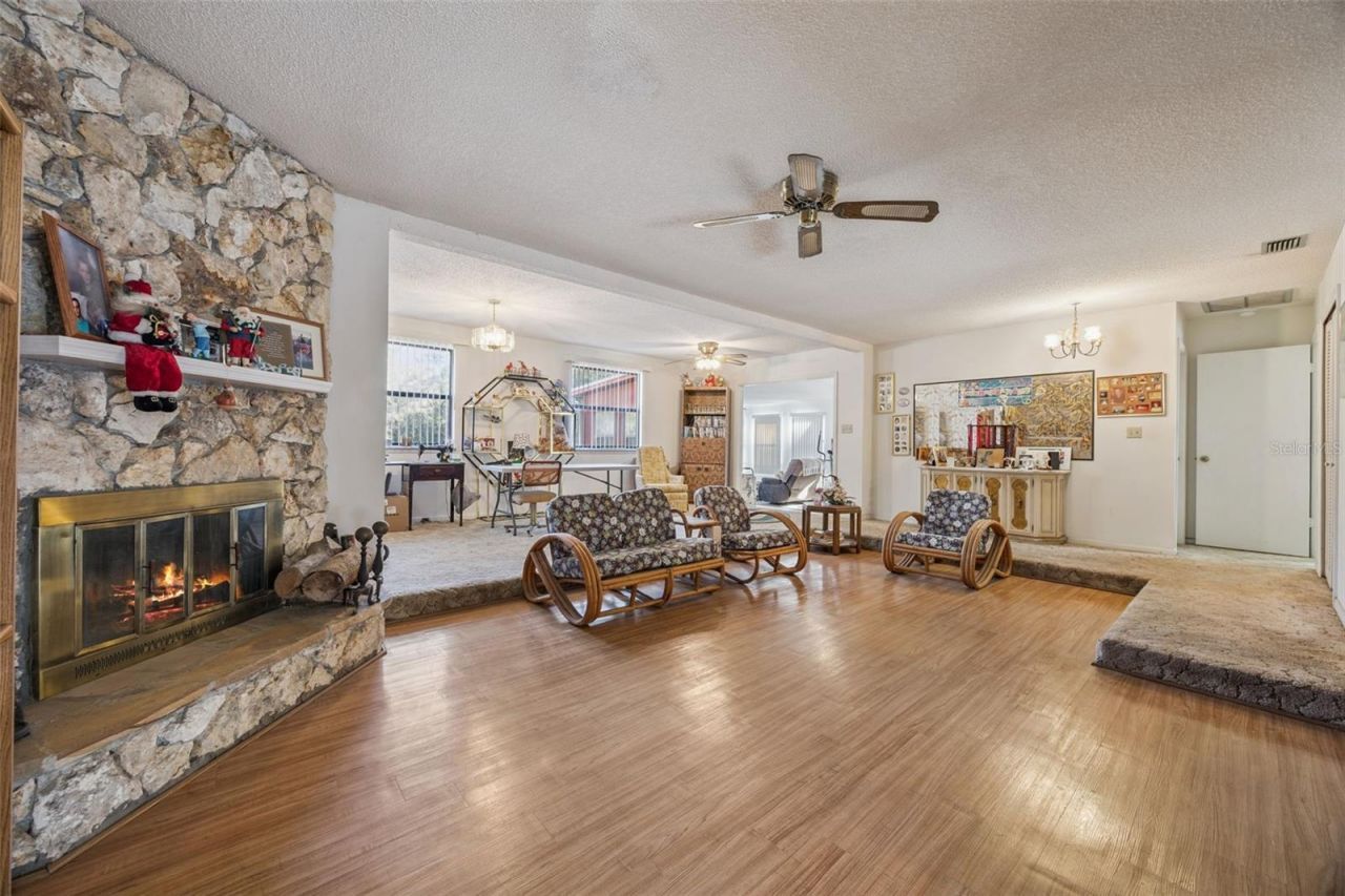 175 Bull Run Avenue, Osteen, FL 32764 Photo