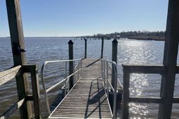 46 Oak Bay Dr.  photo 4