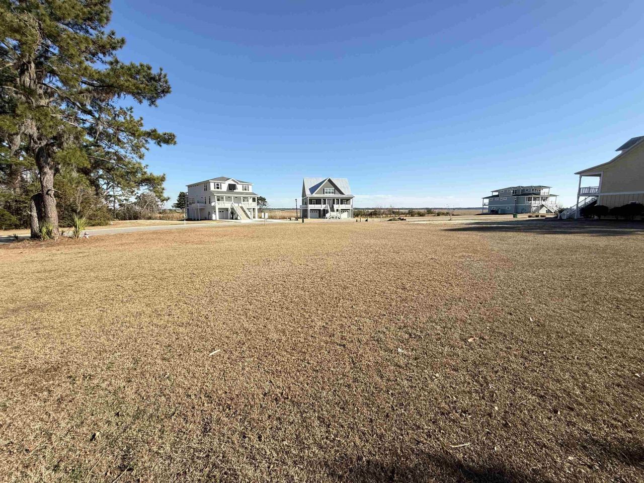 46 Oak Bay Dr.  Photo 9