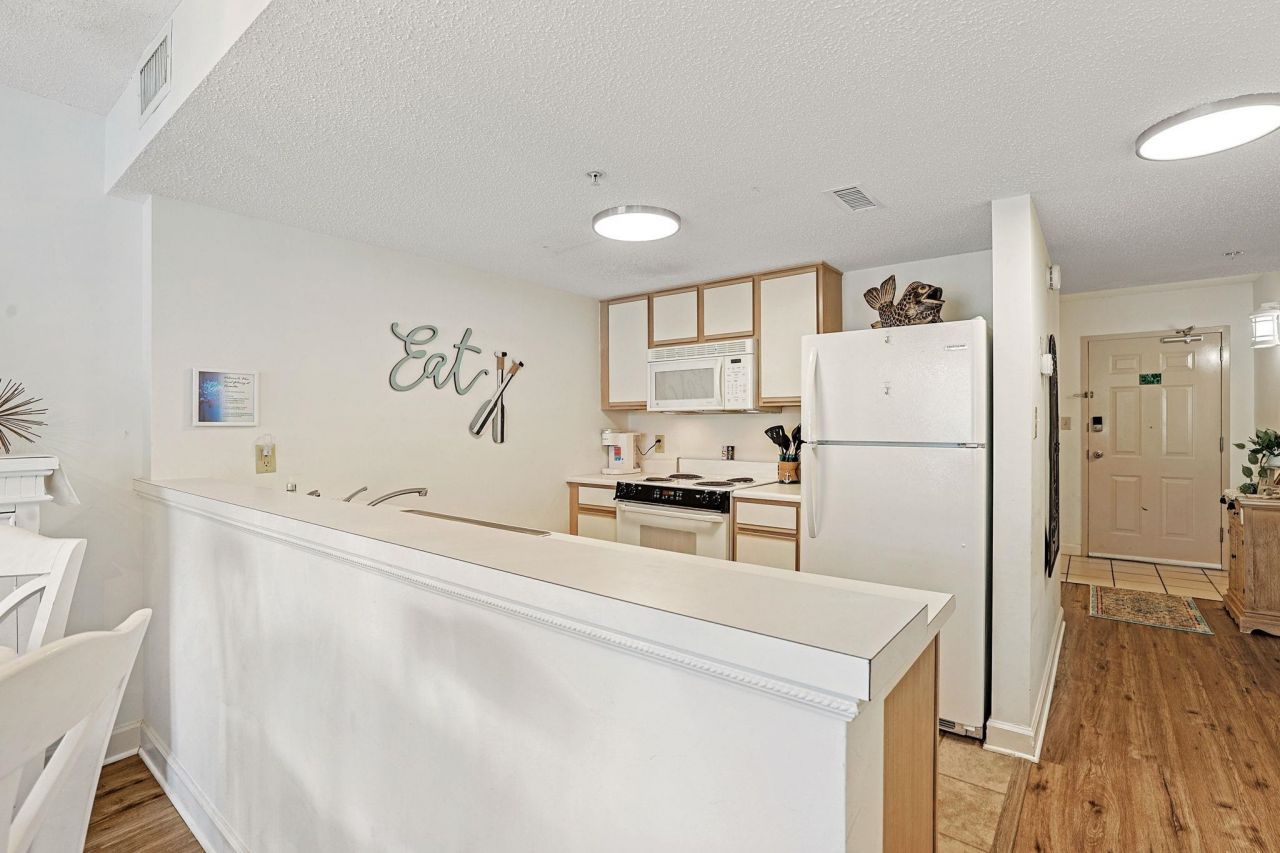 501 S Ocean Blvd. Photo 8