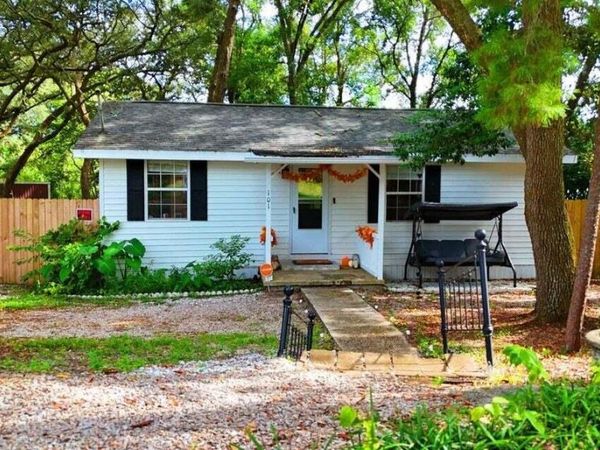 101 3Rd Street, Niceville, FL 32578